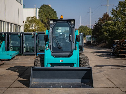 Мини-погрузчик Sunward SWL3220